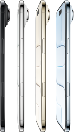 iPhone Air, vue latérale, dans les quatre couleurs offertes, bleu ciel, or clair, blanc nuage et noir infini, profil très fin, système caméra Fusion, bouton latéral, bouton Commande de la caméra